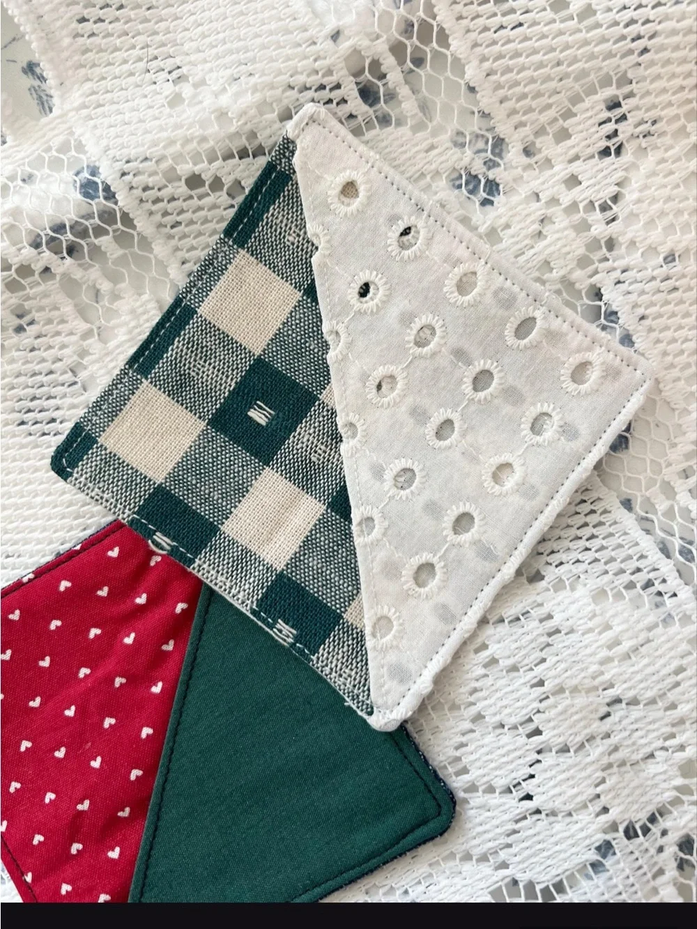 Handmade Green Gingham Eyelet Red Heart Corner Bookmark Set